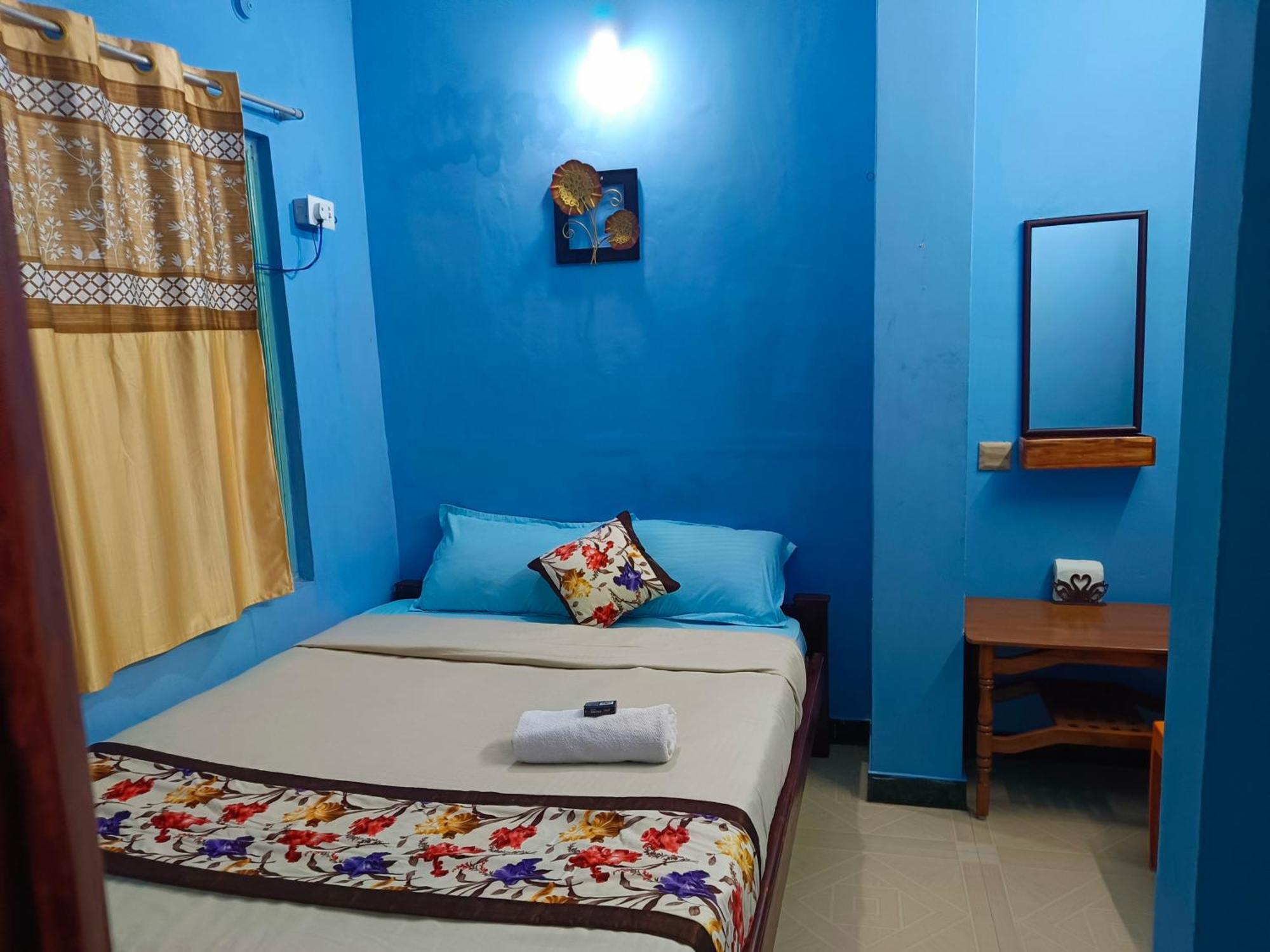 Blue Waves Homestay Pondicherry Exterior foto